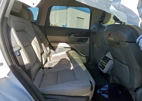 2025 Lincoln Nautilus Premiere z USA, uszkodzony, nr VIN 5LMPJ8JAXSJ942001